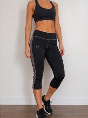 Under Armour Run Black Capri Leggings Athletic Running Size M